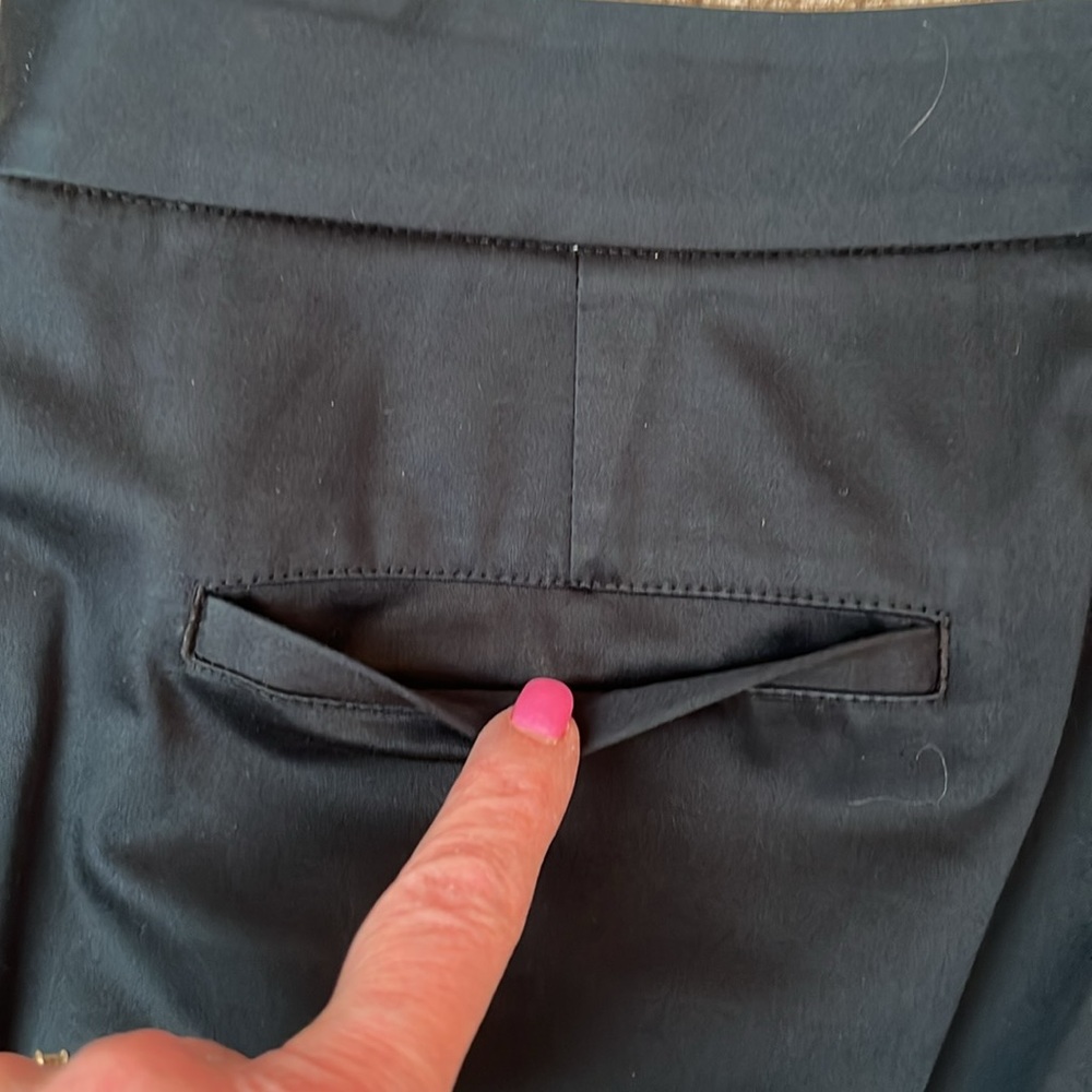 Lafayette 148 New York Cropped Pants - Picture 6 of 7